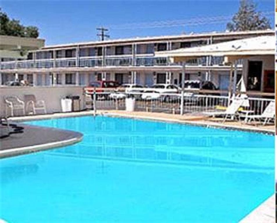 Winnemucca Holiday Motel Ngoại thất bức ảnh