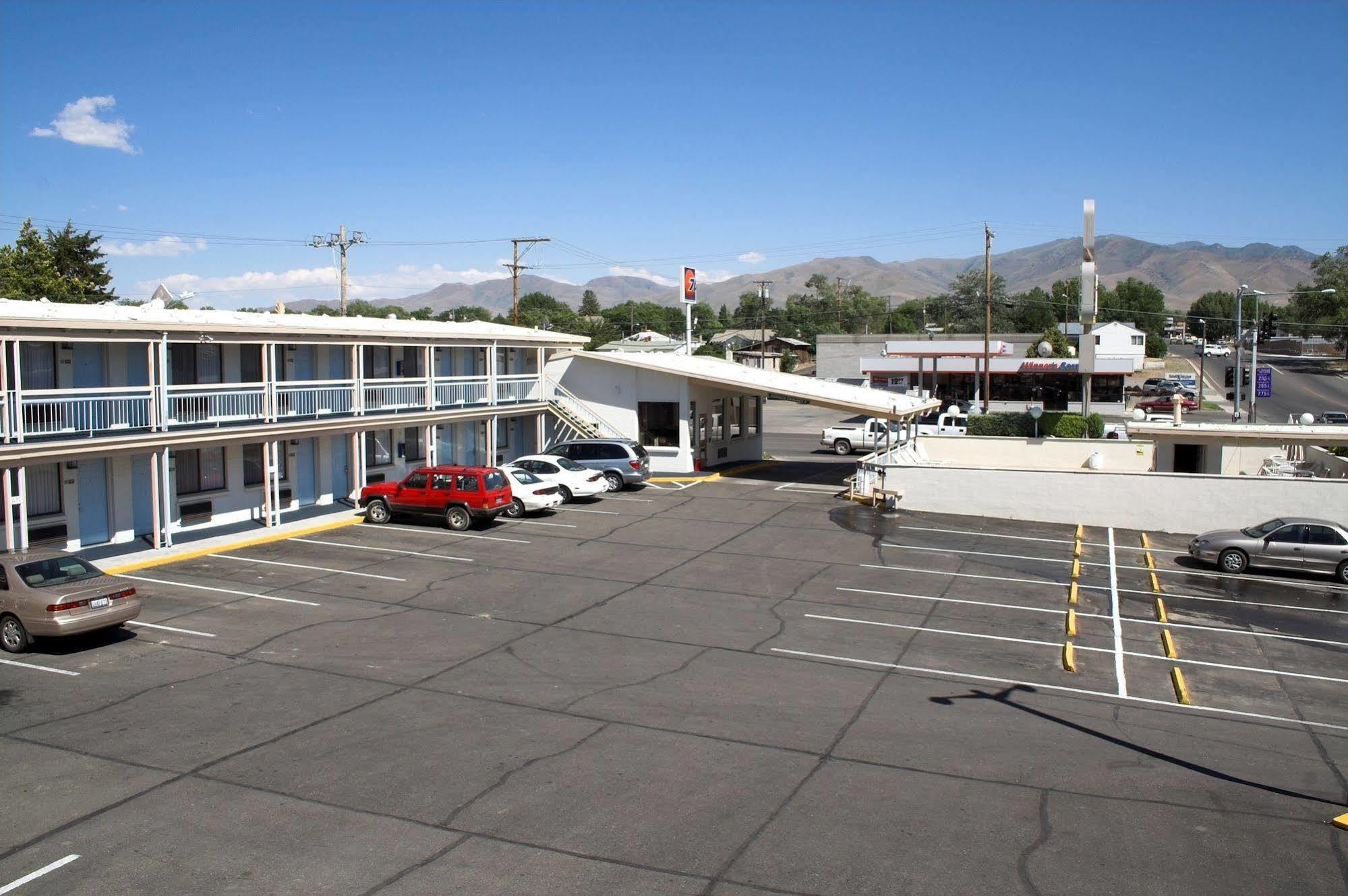 Winnemucca Holiday Motel Ngoại thất bức ảnh