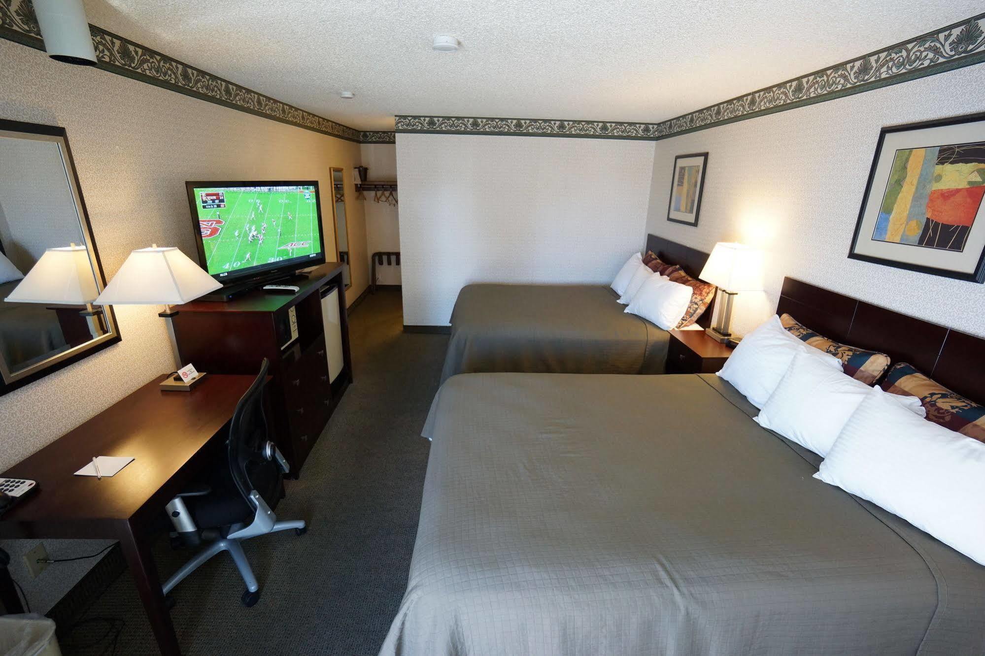 Winnemucca Holiday Motel Ngoại thất bức ảnh