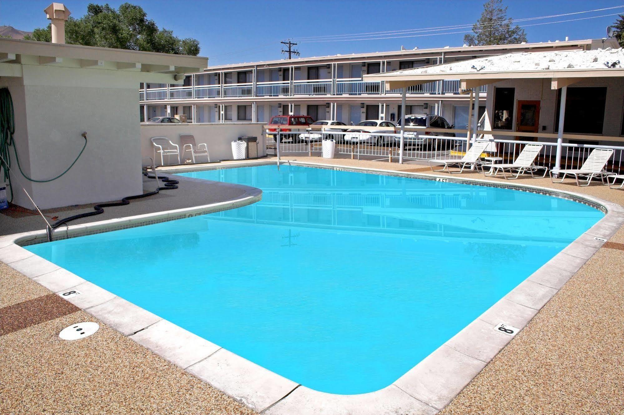 Winnemucca Holiday Motel Ngoại thất bức ảnh